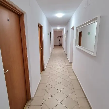 Arka Guest house 3*